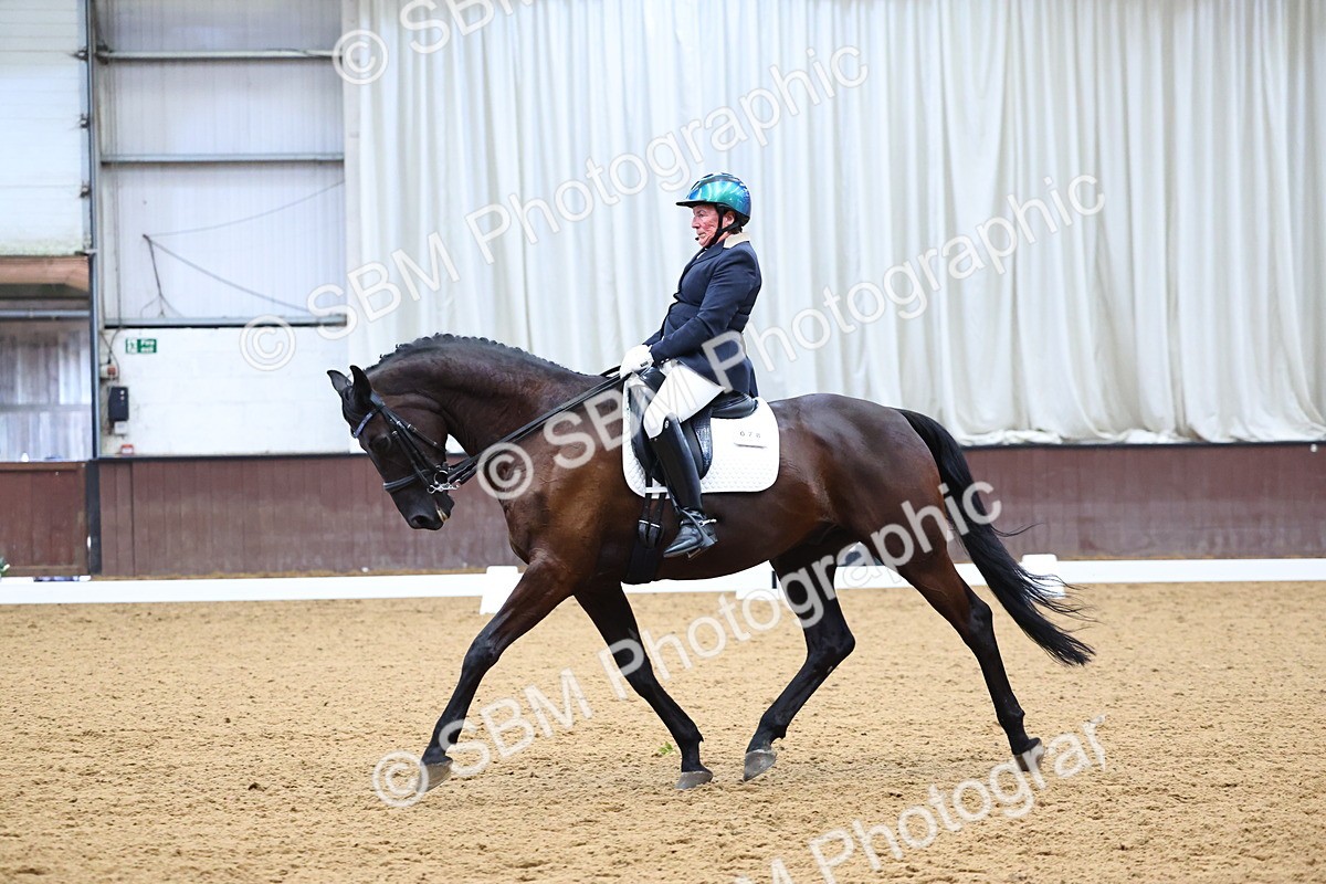 SBM_008460 - Class 8 - AM6 - 17.20-18.08