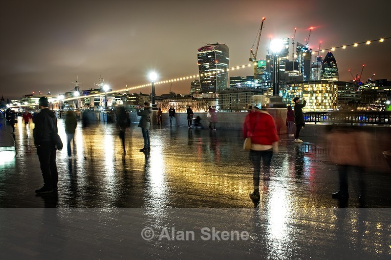 DSC09995 - London low light