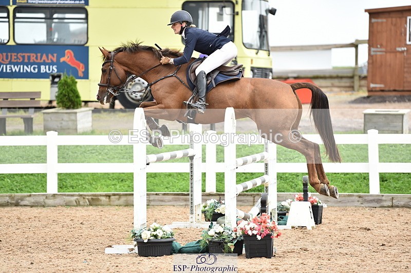 231013A-132408-01796 - Cls 3 1.05m Amateur Quali