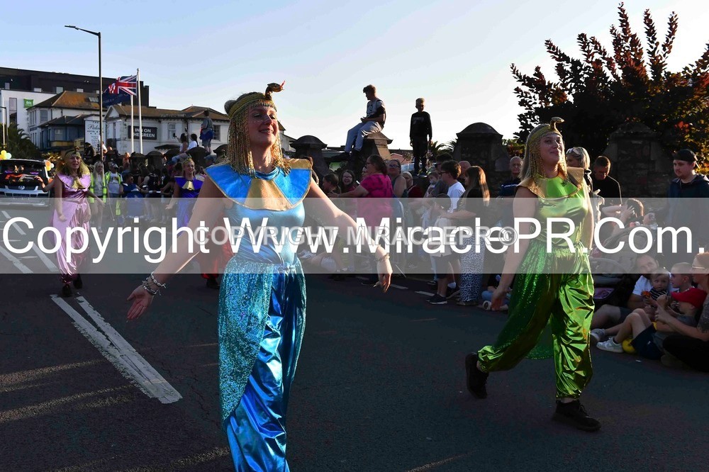 SH4_3514 - Carnival Procession.