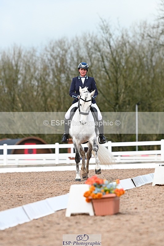 240218A-135347-08497 - 120-PAULA.LEE-Deseado.Santo