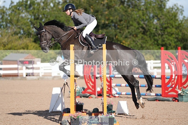 250912-100600-03529 - Cls 21 Snr British Novice and 90cm Open