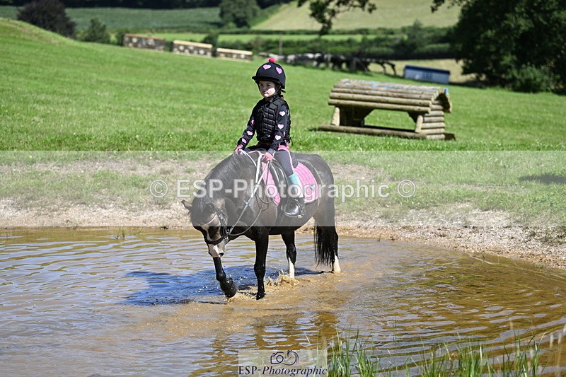 240728B-105953-00819 - Theo's Group XC