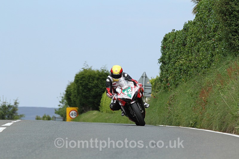 Dave Moffitt - Bennetts.co.uk Lightweight TT