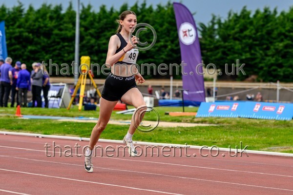 CEM26-914854 - Track Female Set Two