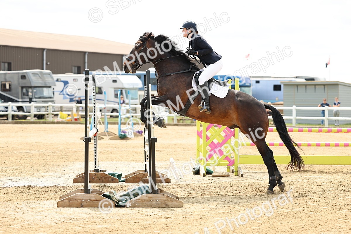 SBM_005142 - Class 17 - Senior Discovery - 1.00m