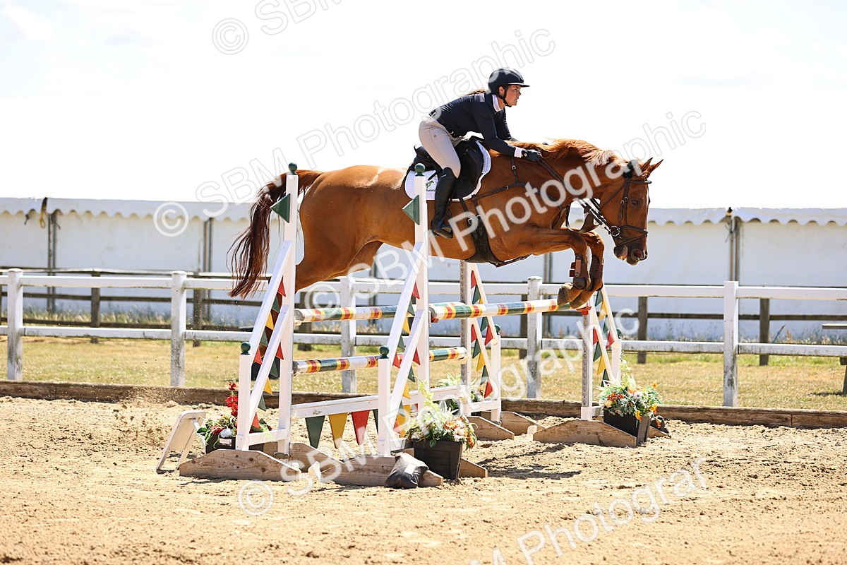 SBM_014784 - Class 15 - Senior Newcomers - 1.10m Open