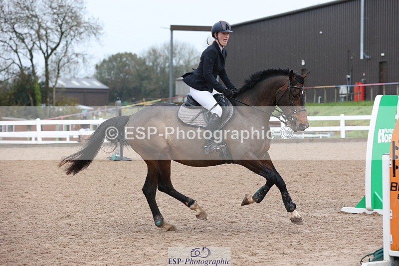 231112A-124115-04132 - Cls 19 Snr 1.05m Open