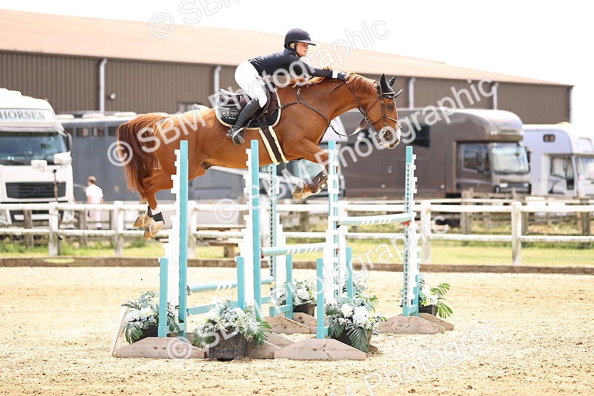 SBM_001674 - Class 16 - GFS Senior Newcomers 1.25m