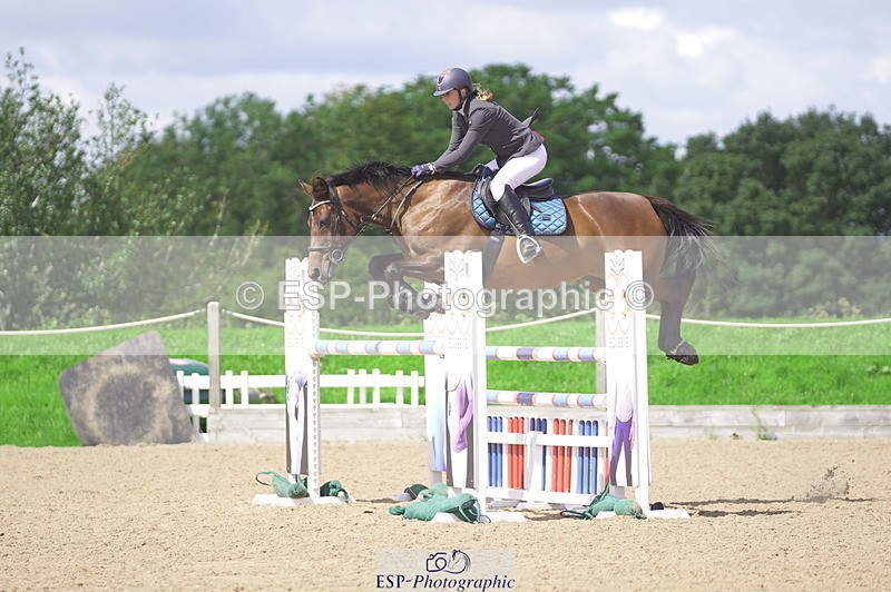 230806A-113644-01630 - Cls 13 Snr Newcomers & 1.10m Open