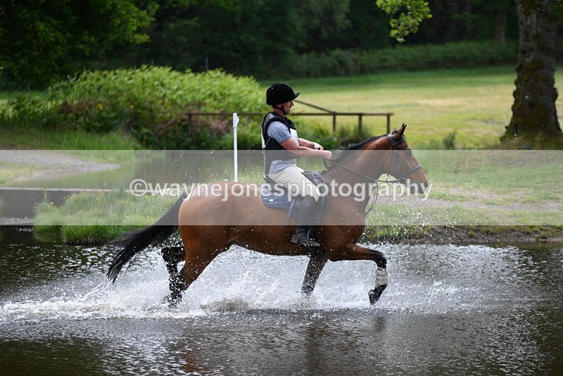 WJ5_5800 - Tweseldown 3-Phase Training (XC) 19-05-25