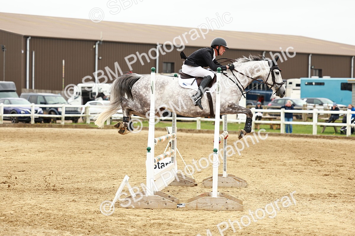 SBM_000864 - Class 3 - Senior Discovery - 1.00m