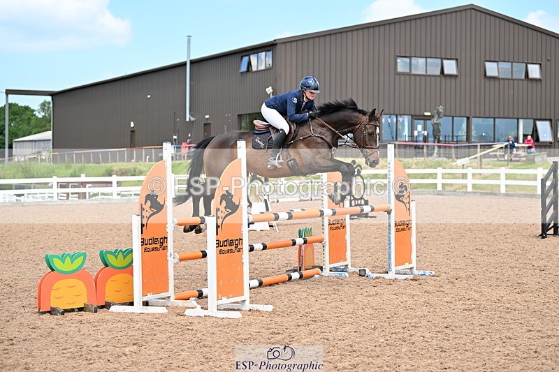 240605A-140308-00640 - Cls 4 Newcomers and 1.10m Open