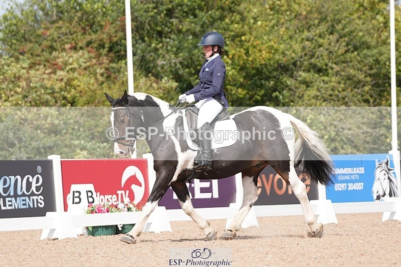 250906-122103-02319 - 082-Samantha.FussellDai.The.Pied