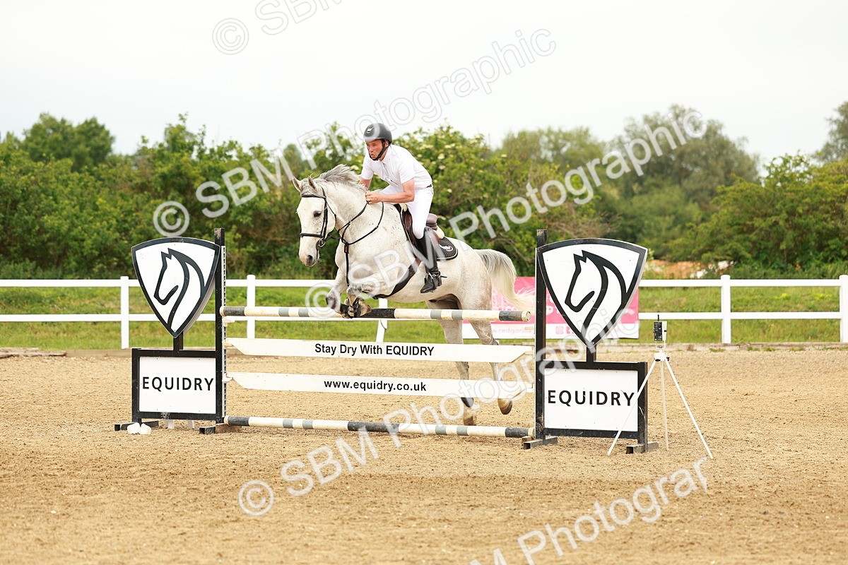 SBM_002069 - Class 4 - Senior Newcomers - 1.10m