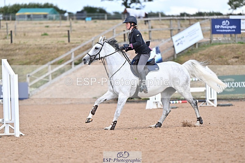 260819-144009-01181 - Cls 6 Foxhunter and 1.20m