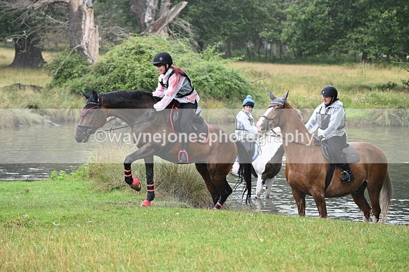 WJ7_8909 - Time at Water 11:53 to 12:23