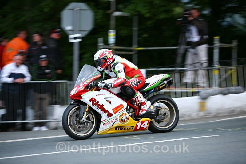  - Superstock Race
