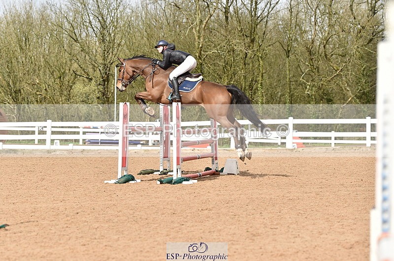 240327A-133456-00592 - Cls 4 Newcomers and 1.10m Open