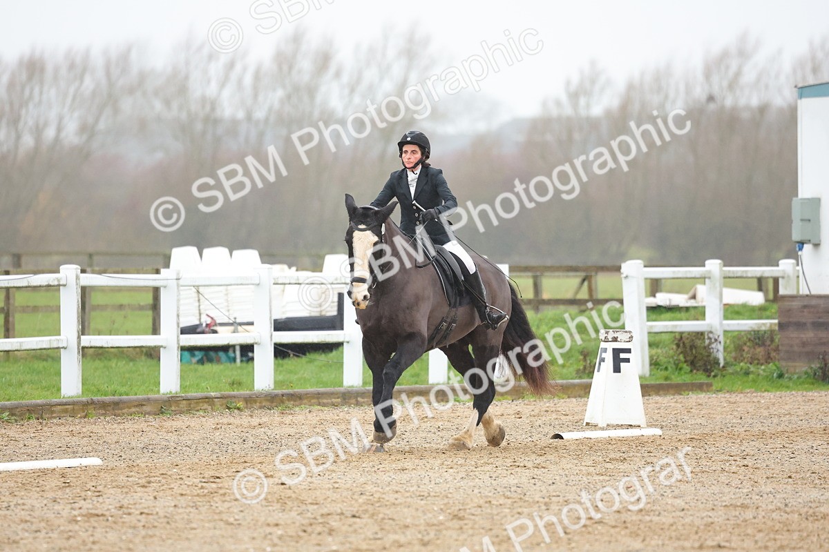 SBM_002946 - Class 6 - Novice 4
