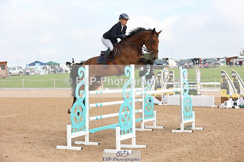 230915A-110609-01639 - Cls 2 Snr Foxhunter