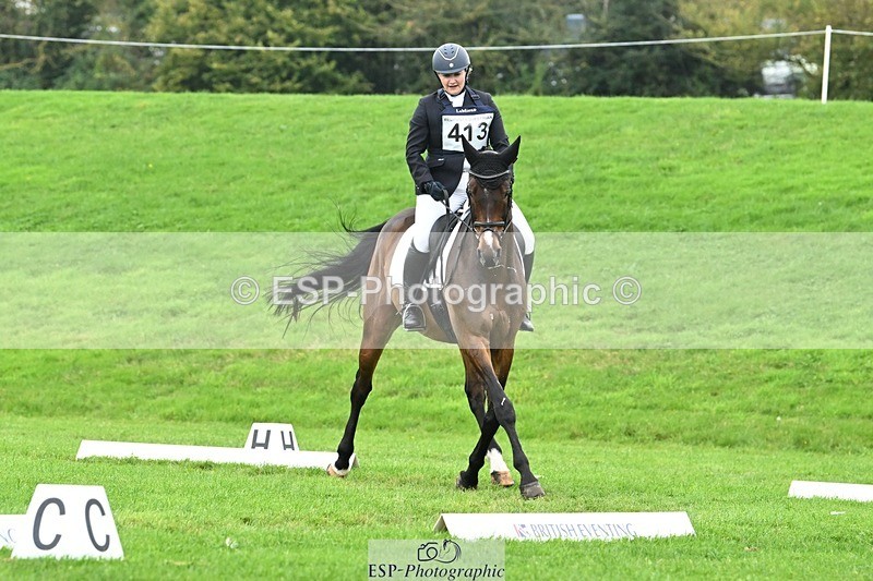 241024-140943-04418 - 413-Sophie.Westmore-CALCOURT.LEONARDO