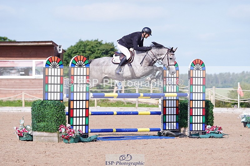 240802A-094600-03422 - Cls 15 Foxhunter