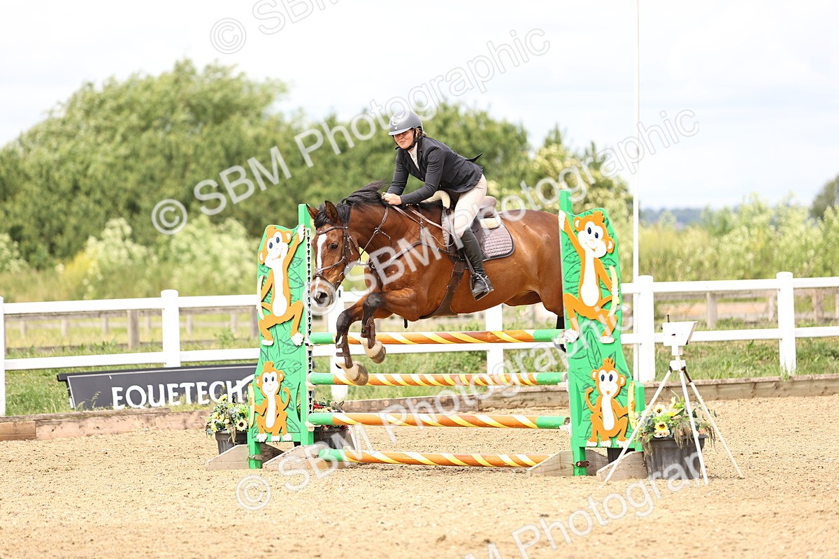 SBM_007303 - Class 18 - Senior 1.05m