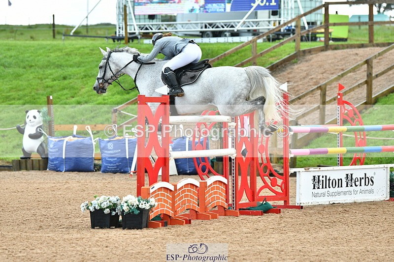 230723A-093656-10601 - Cls 4, 2 Star Small 1.30m