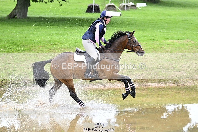 240803-110103-01810 - 059-Ella_Matravers-BALLYMITTY_MAC