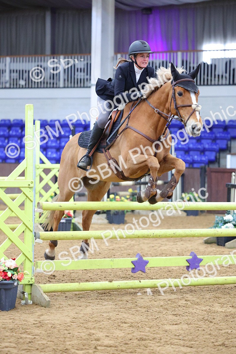 SBM_009940 - Class 21 - Nupafeed Supplements Senior Discovery/ 1m Open - First Round (1.00m)