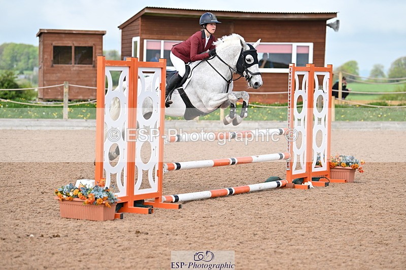 240506A-111304-08468 - Cls 3  Pony Discovery & 90cm Open