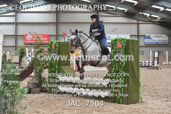 JAC_7504 - Class 3 Arena Eventing BE70 0.70m