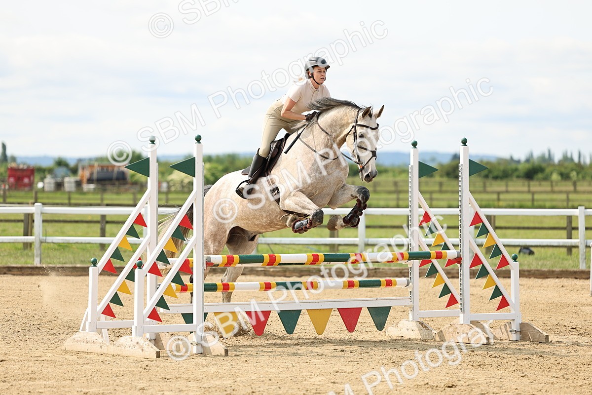 SBM_004405 - Class 16 - Senior British Novice - 90cm