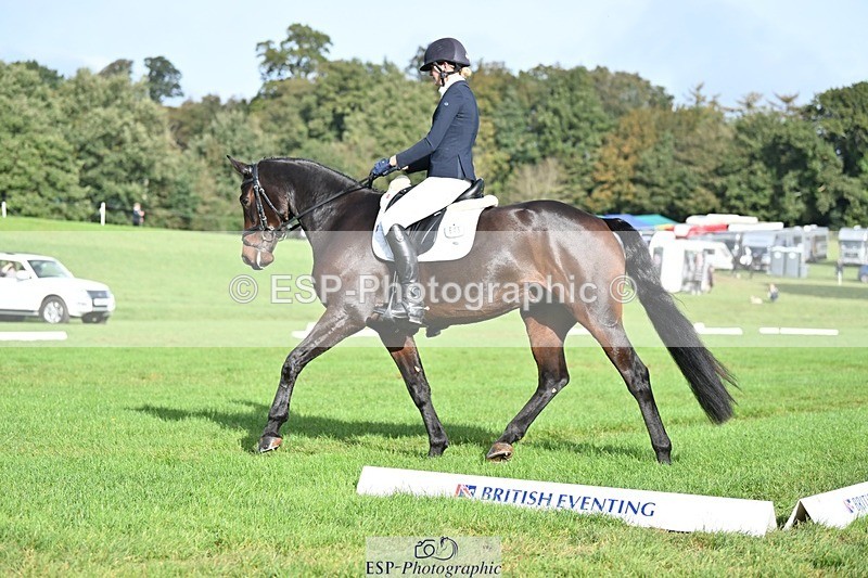 231020-111009-07801 - 645-COOLEY.CORPELLO-Francesca.Swallow-DR