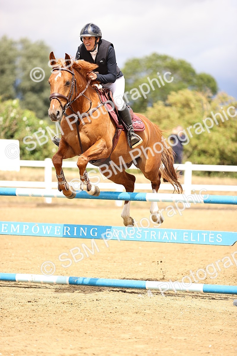 SBM_026941 - Class 13 - Senior Newcomers - 1.10m