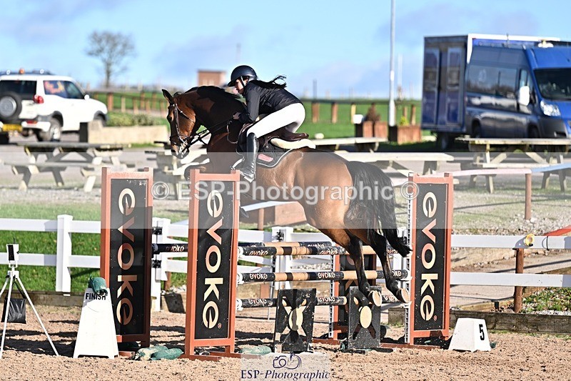 251119-130657-00425 - Cls 4 Newcomers and 1.10m Open