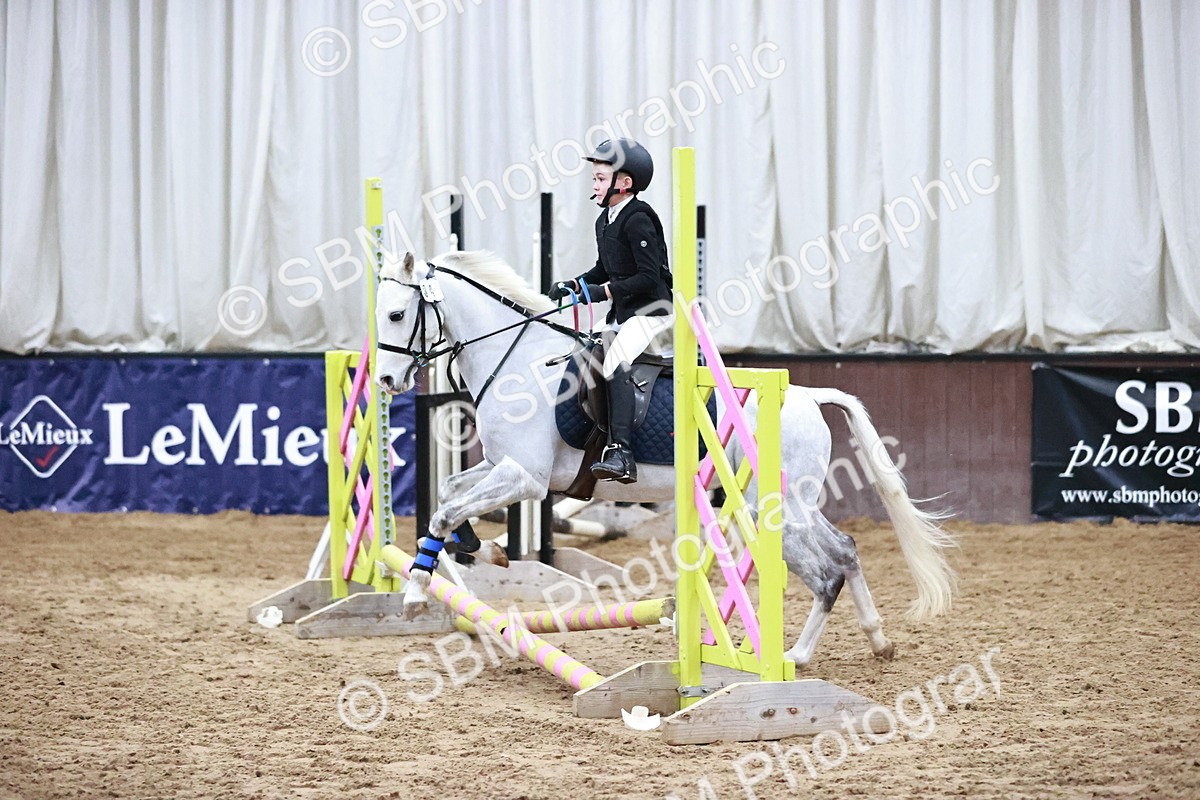SBM_000207 - Class 1 - Cross Pole Jumping 30cm 40cm