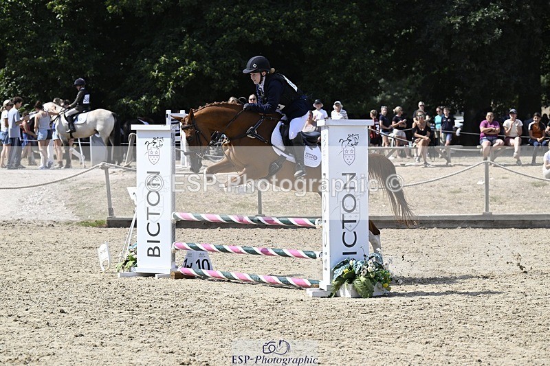 250823A-134326-30586 - PC70 Jump Off