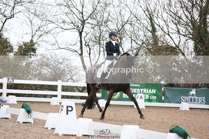 240217A-113814-01822 - 275-Lucy.Pye-La.Vida.loca