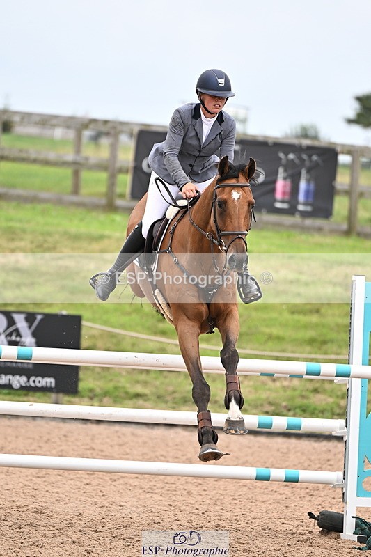 240828A-162612-01343 - Cls 5 Snr Foxhunter and 1.20m Open