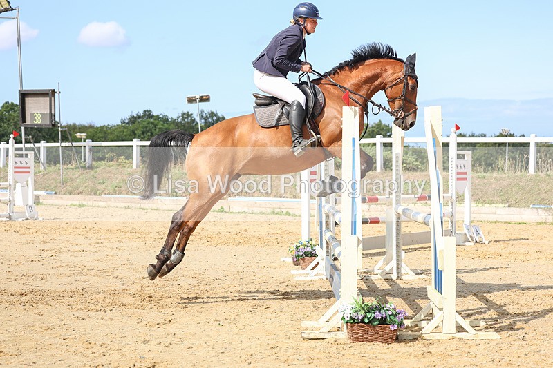 3E7A0650 - Class 4: Senior British Novice/90cm open
