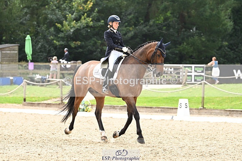 240811-133131-06068 - 102-Deborah.Childs-PK.Vangraf