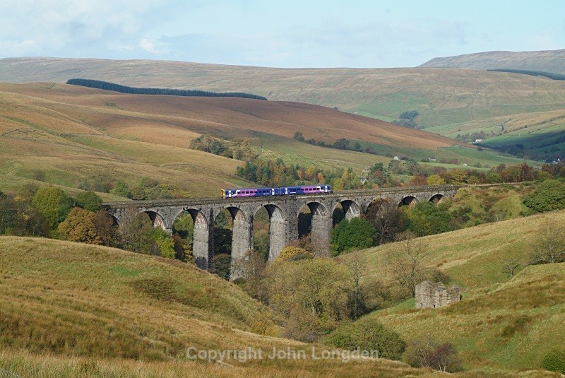 21.10.08 158xxx 09.47 Leeds - Carlisle, Dent Head Viaduct - Dent Head