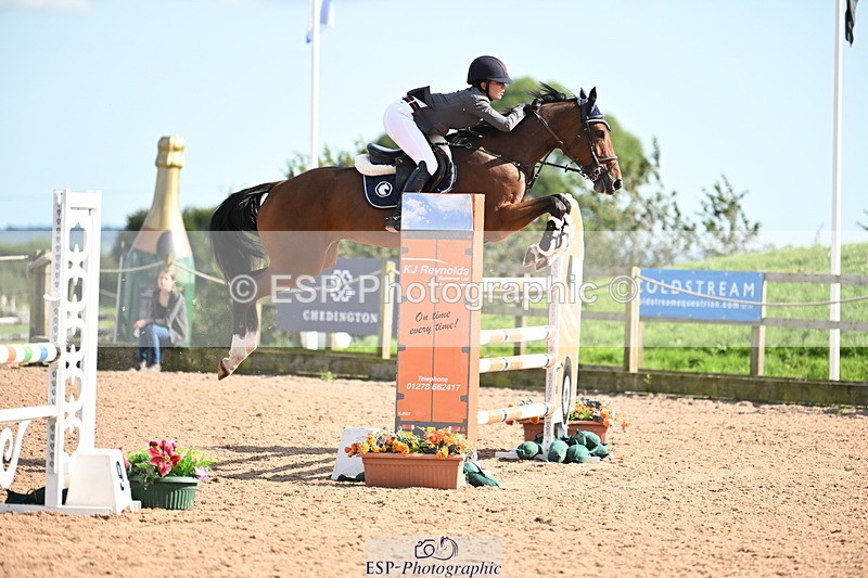 240913A-152245-05079 - Cls 17 National 1.30m Open