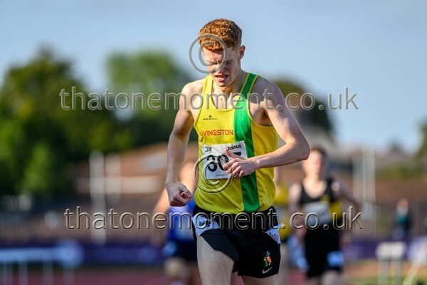 Age25SAT-927745 - Track Male