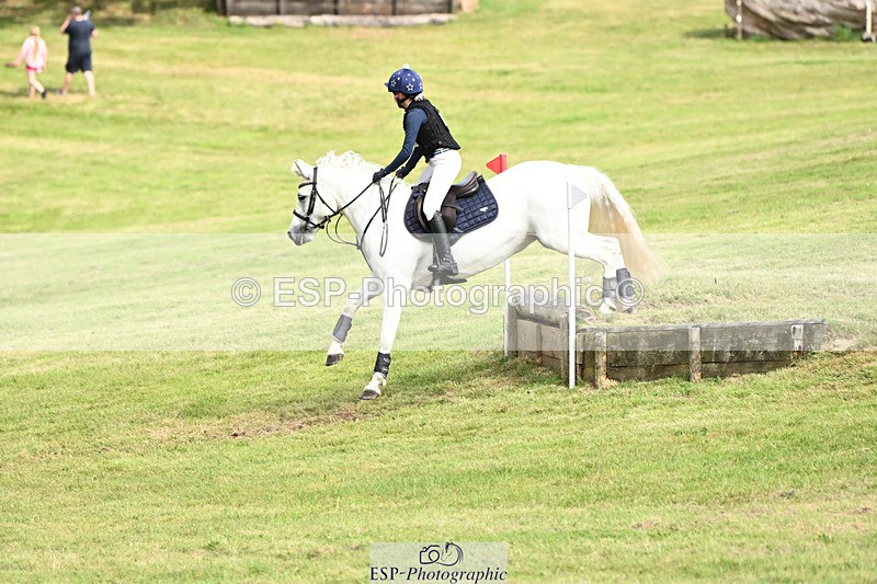 240825X-151946-35625 - 80cm XC 14.30 to 15.30