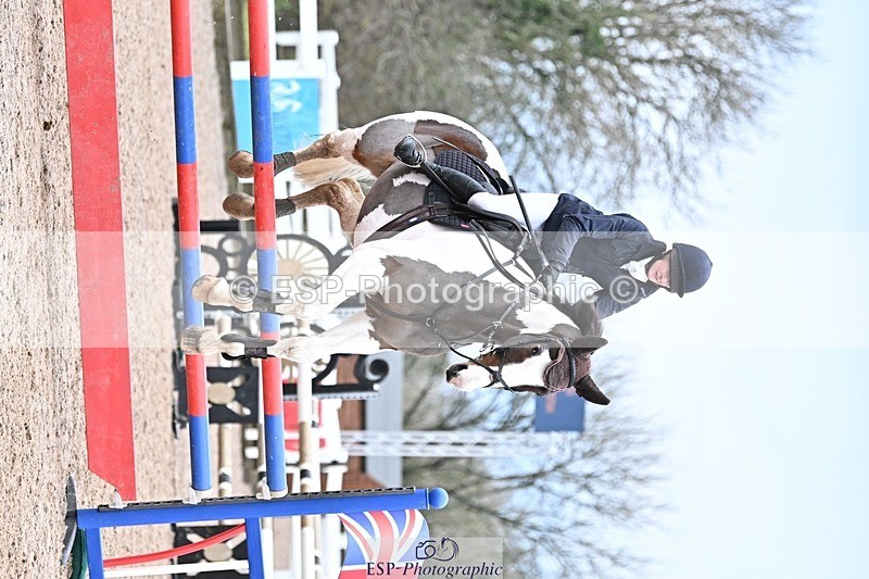 241127-124355-00541 - Cls 04A&B Snr Newc & 1.10m Open