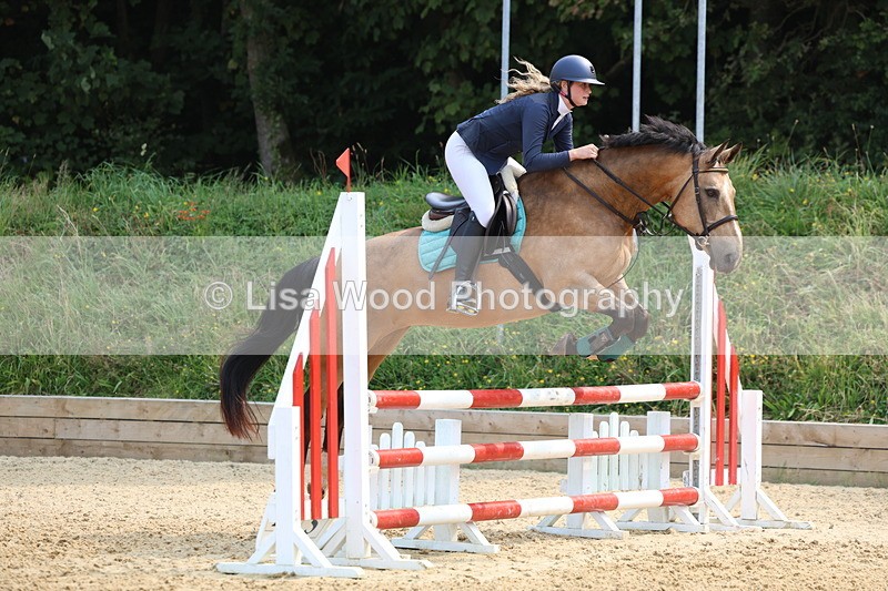 3E7A1166 - Class 4: Senior British Novice/90cm open