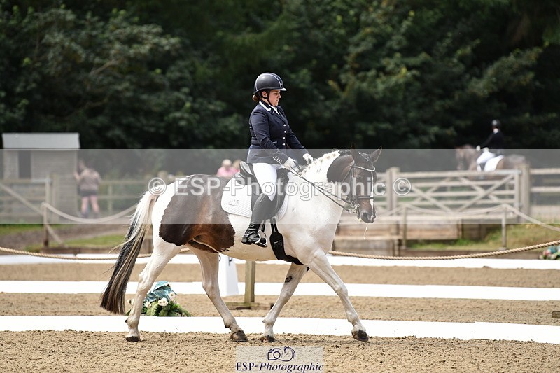 140110A-005620-10776 - 015-Lauren.Picknett-Bonnie.V